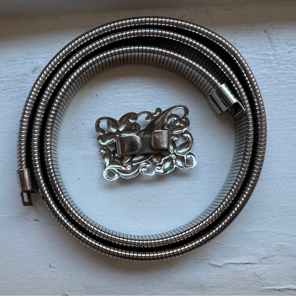 Silver Belt - Picture 4 of 4